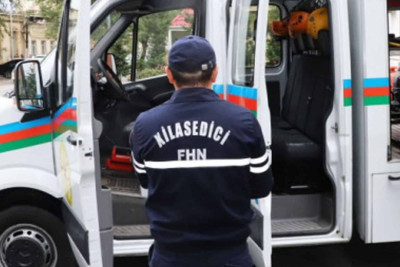 FHN əməkdaşları uşağı xilas ediblər