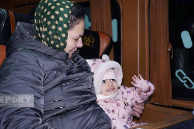 Sumqayıtda yaşayan ailələr Laçına köçüblər