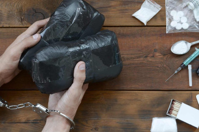 Polis əməliyyat keçirib: 4 narkokuryer tutulub