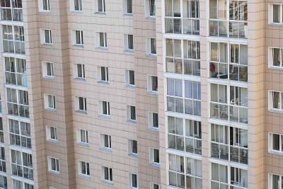 Məcburi köçkünlərin binaları təmir ediləcək