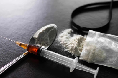 Polis əməliyyat keçirib: 3 qadından heroin tapılıb