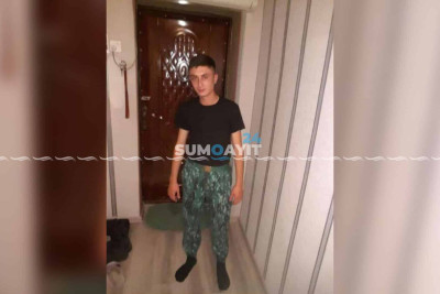 Özünü 5-ci mərtəbədən atan oğlanın fotosu