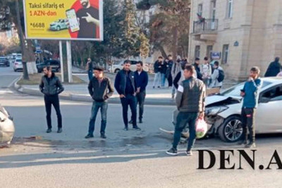 Azərbaycan prospektində 2 maşın toqquşub