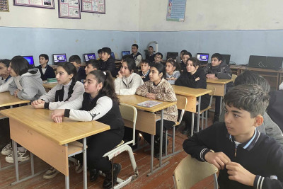 Yuxarı sinif şagirdləri məişət zorakılığı mövzusunda maarifləndiriliblər