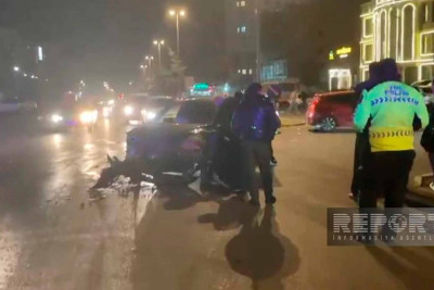Avtobus və iki avtomobil toqquşub: iki nəfər yaralanıb