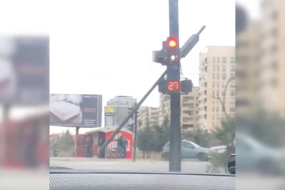 Sumqayıtda “uçan” işıqfor - YENİLƏNİB