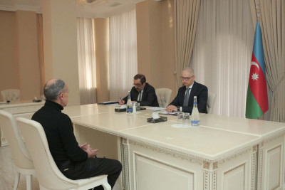 Nazir müavini sumqayıtlılarla görüşüb