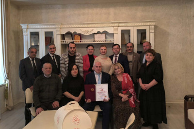 Sumqayıt Dram Teatrının kollektivi sənət yoldaşlarının 65 illik yubileyini qeyd ediblər