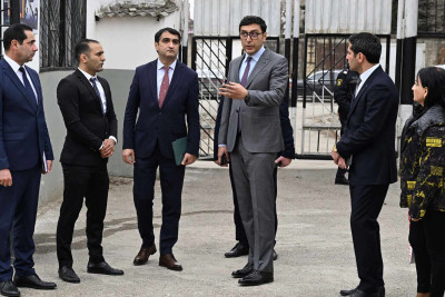 Fərid Qayıbov “Alüminiumçu” İdman Evinin fəaliyyəti ilə tanış olub