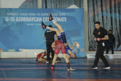 Yeniyetmə güləşçilərimiz Azərbaycan çempionatında medal qazanıblar