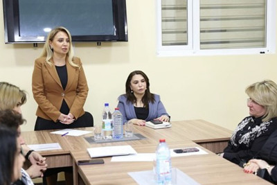 Qadınlar Şurasının qarşıda duran məsələləri müzakirə olunub