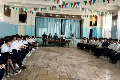 Peşəyönümü üzrə maarifləndirmə məqsədilə şagirdlərlə görüş təşkil olunub