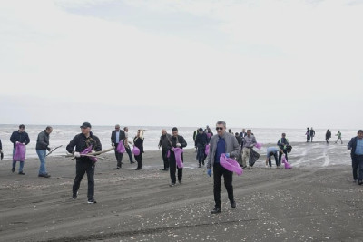 Xəzər dənizinin sahil zolağı 360 kq tullantıdan təmizlənib