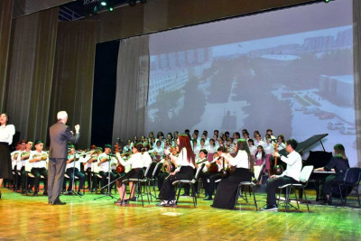Uşaq İncəsənət Məktəbinin şagirdləri musiqi festivalında çıxış ediblər