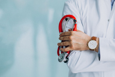 Sumqayıtda həkim vakansiyası var