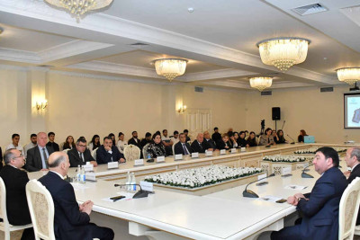 YAP-nin binasında Heydər Əliyevə həsr olunmuş konfrans keçirilib
