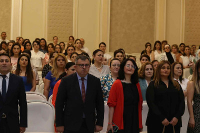 Uşaq və qadın sağlamlığına dair beynəlxalq konfrans baş tutub