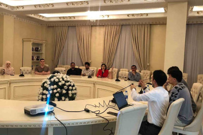 Gənclərə ''IT Foundations'', ''Data analitikası'' və ''Qrafik dizayn'' dərsləri keçirilir