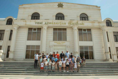 Uşaqların futbol düşərgəsi başa çatıb