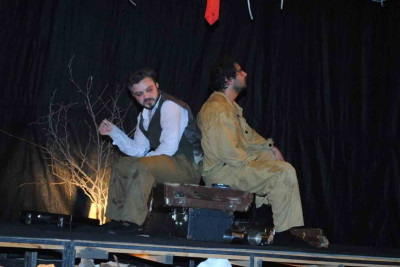 Sumqayıt teatrında "- 1" tamaşası nümayiş olunub