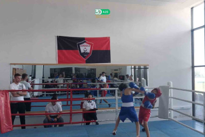Yeniyetmə boksçularımız "İnkişaf" turnirində mübarizə aparıblar