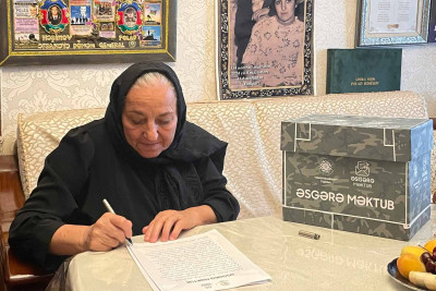 Polad Həşimovun anası əsgərlərə məktub yazıb