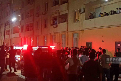 Sarayda qardaşını öldürən kişi binadan atılıb