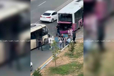 Sumqayıtda 2 avtobus toqquşub: sürücü yaralanıb