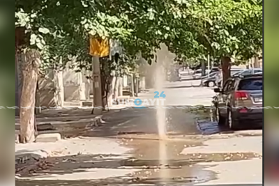 4-cü mikrorayonda su borusu partlayıb