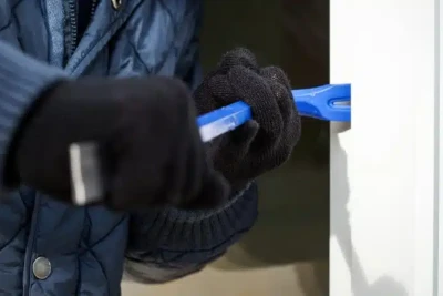 Keçmiş məhbus oğurluqda şübhəli bilinir