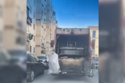 Sumqayıtda “zibil maşınları” ətrafı zibilləyir