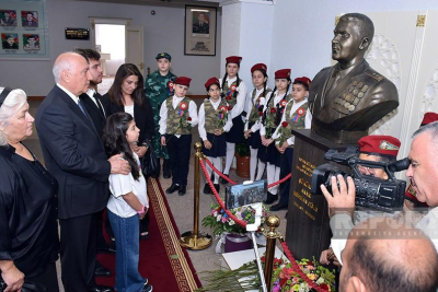 25 nömrəli məktəbdə şəhidin büstü və muzeyi açılıb
