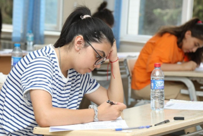 Kolleclərin boş qalan yerlərinə qəbul başlayıb