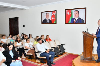 İşə yeni qəbul olunan müəllimlər üçün təlimlər təşkil olunub