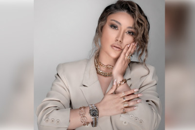 Damla: “Həmkarlarım tərəfindən təklənmişəm”