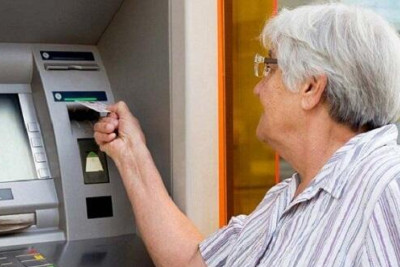 Müavinət və təqaüd alanların NƏZƏRİNƏ