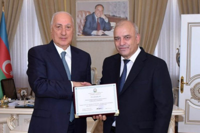 Məşhur alim Sumqayıtda təltifə layiq görülüb