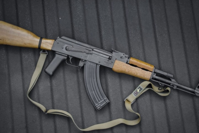 Corat qəbiristanlığında silah tapıldı