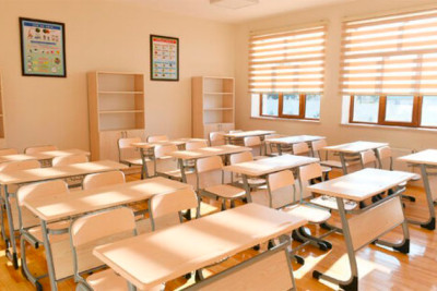 Bəzi məktəblərdə dərslər başladı