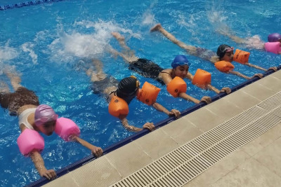 Sumqayıtda “Üzməyi öyrənək” layihəsi başlayıb