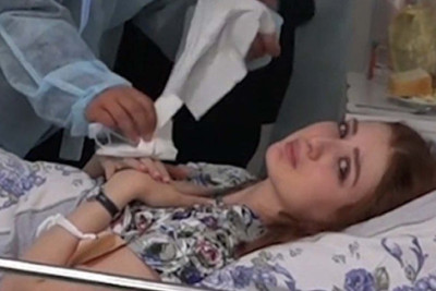 Stüardessa Aydan Rəhimlinin anası: “Hava limanına gedirəm”