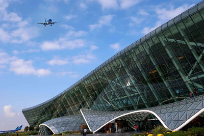 Təyyarə qəzasında sağ qalan sərnişinlərdən 12-si bu gün Azərbaycana gətirilir