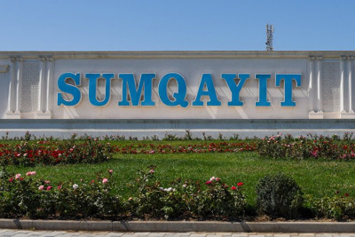 Sumqayıtı bir ildə 5 dəfə yaşıllaşdıran sirli şirkət