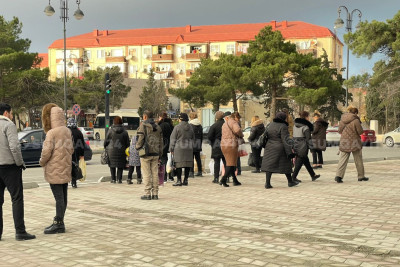 Sumqayıtlıların şikayəti: “Avtobuslardan ümidimizi kəsmişik” - VİDEO