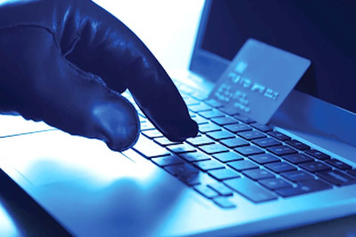 Sumqayıtda qadının bank kartından pul oğurlanıb