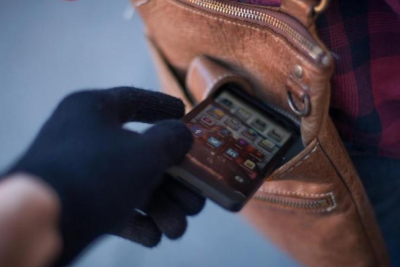 Sumqayıtda telefon oğurlanıb