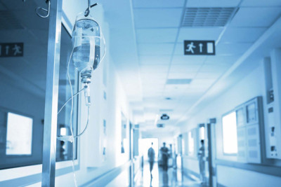 3 gün öncə evdə yanan yaşlı qadın xəstəxanada ölüb