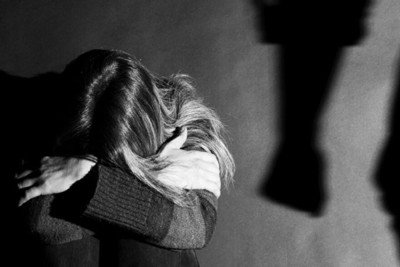 Sumqayıtda qonşu qonşunu kərki ilə döyüb