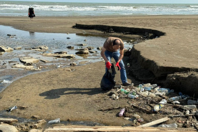 Sumqayıt mavi Xəzəri çirkləndirən şəhərlərdən biridir