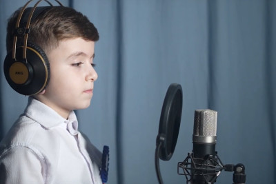 Kiçik sumqayıtlı sənətkarın VƏTƏNPƏRVƏR İFASI - VİDEO